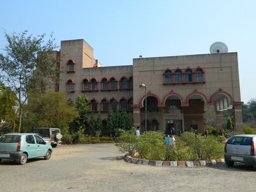 MainBuilding2